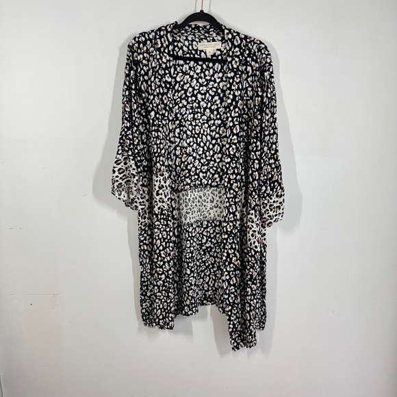 Saltwater Luxe Black & White Animal Print Boho Kimono Cardigan Medium - Picture 2 of 13
